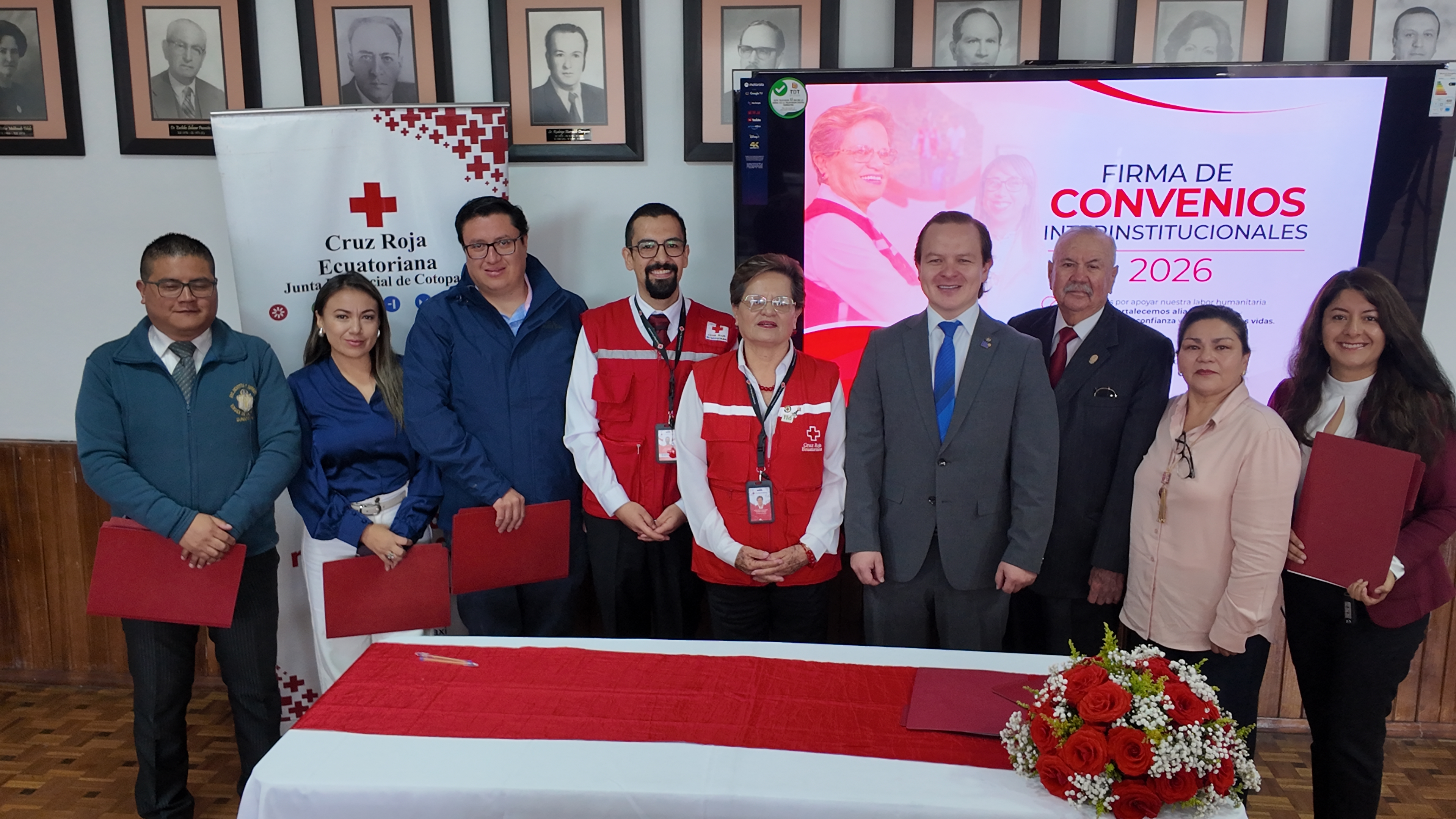 Cruz Roja Cotopaxi fortalece alianzas estratégicas mediante la firma de convenios interinstitucionales